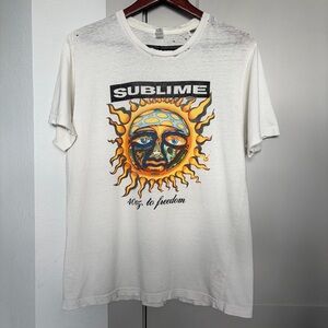 VINTAGE 2006 SUBLIME DISTRESS GRAPHIC WHITE SHORT SLEEVE TSHIRT MENS LARGE